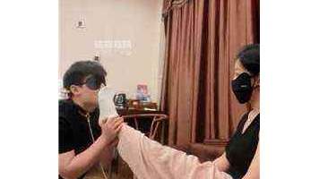 【淡颜】喜欢白棉袜的骚奴