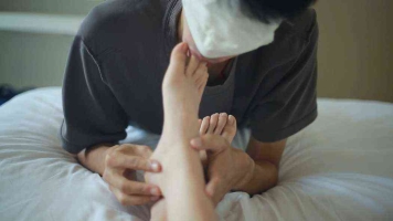 【青梨】极品18岁高中生沉浸式tian脚