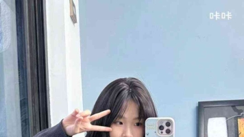 【抖音咔喵喵】高价私密视频，完美秀足