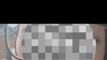 【真实自拍】放暑假tian自己同班对象的玉足